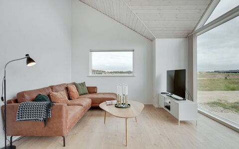 Arlina - 1.5Km from the Sea: Holz, Zuhause, Veranda, Deck, Hartholz, Dach, Holzbeize, Holzboden, Eco Hotel