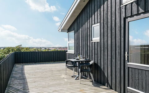 Laghmund - 250M from the Sea: Holz, Planke, Holzboden, Hartholz, Verbundwerkstoff, Abstellgleis, Holzbeize, Deck