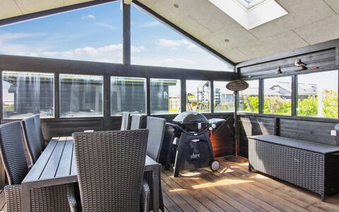 Nehat - 300M from the Sea: Möbel, Holz, Flooring, Fussboden, Interior Design, Decke, Holzboden, Stuhl, Couch, Hartholz