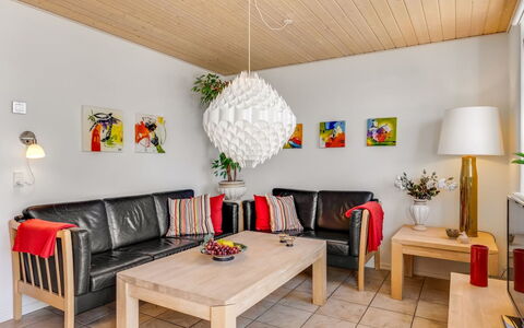 Frænde - 600M from the Sea: 
