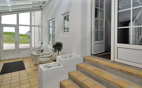 Lenaya - 75M from the Sea: Tür, Fussboden, Treppe, Zuhause, Verbundwerkstoff, Veranda, Estate, Daylighting, Blumentopf, Garten