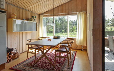Taina - 1.1Km from the Sea: Haus, Zuhause, Tür, Dach, Hütte, Estate, Garten, Schatten, Abstellgleis, Garten