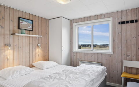 Helma - 200M from the Sea: Holz, Schlafzimmer, Bedding, Bett, Bettdecke, Bettrahmen, Hartholz, Planke, Eiskappe, Einfrieren