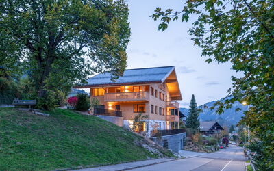 Rinderberg Sockelgeschoss Nordost - Zweisimmen, Bern, Schweiz