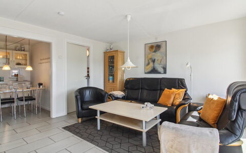 Faidra - 2.5Km from the Sea: Möbel, Flooring, Interior Design, Fussboden, Couch, Decke, Wohnzimmer, Zimmer, Beleuchtung, Stuhl