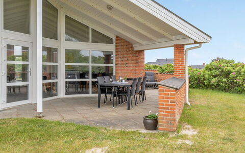Solina - 500M from the Sea: Dachdecken, Hütte, Haus, Dach, Zuhause, Bauernhaus, Hütte, Estate, Dorf