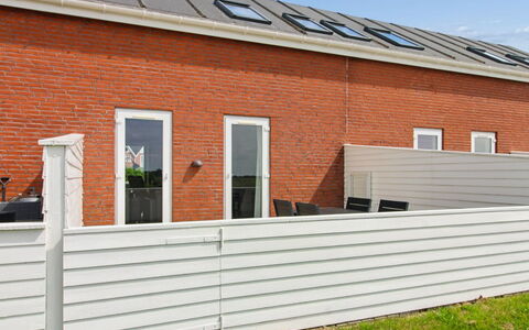 Nayana - 2.3Km from the Sea: Schwimmbad, Resort, Eco Hotel, Schatten, Hotel, Landscaping, Villa, Ferienort, Balkon