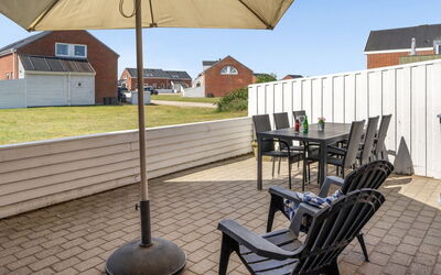 Adils - 2.5Km from the Sea