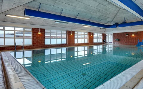 Drita - 2.3Km from the Sea: Schwimmbad, Resort, Hotel, Ferienort, Fliese, Thermae, Freizeitzentrum