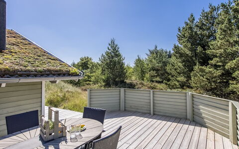 Bruna - 2Km from the Sea: Möbel, Holz, Interior Design, Flooring, Fussboden, Stuhl, Zimmer, Decke, Wohnzimmer, Wohnung