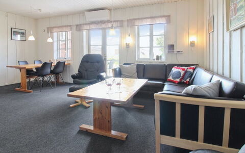 Alfkil - 2.3Km from the Sea: Dach, Haus, Wohngebiet, Zuhause, Estate, Hütte, Design