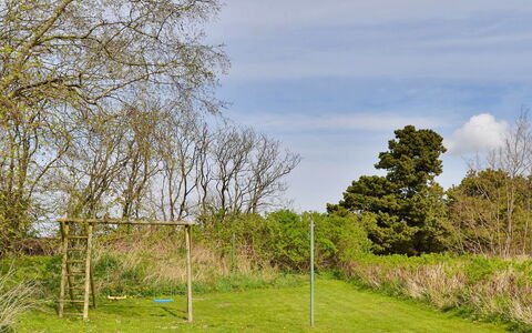 Naili - 3.1Km from the Sea: Gras, Grün, Natürlichen Umgebung, Ast, Wiese, Vegetation, Natürliche Landschaft, Strauch, Grundstueck, Einfach