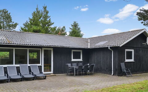 Arnold - 3.3Km from the Sea