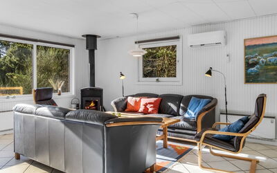 Arnold - 3.3Km from the Sea