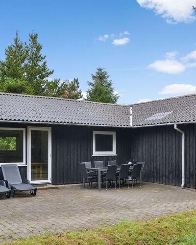 Arnold - 3.3Km from the Sea