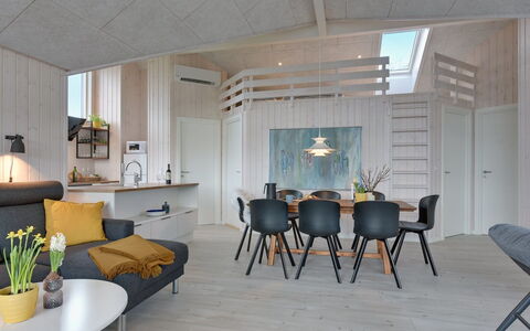 Gubbe - 500M from the Sea: Interior Design, Flooring, Holz, Decke, Fussboden, Möbel, Light Fixture, Wohnzimmer, Zimmer, Beleuchtung