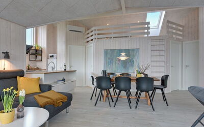 Gubbe - 500M from the Sea