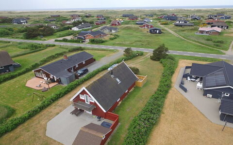 Andor - 500M from the Sea: Strauch, Urban Design, Ground, Backstein, Wohnung, Estate, Mauerwerk, Balkon, Landscaping