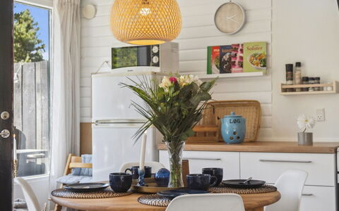 Inga - 1.3Km from the Sea: Möbel, Interior Design, Küche, Light Fixture, Beleuchtung, Countertop, Stuhl, Tabelle, Geschirr, Flooring