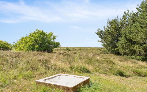 Alessia - 2Km from the Sea: Strauch, Urban Design, Ground, Backstein, Wohnung, Estate, Mauerwerk, Balkon, Landscaping
