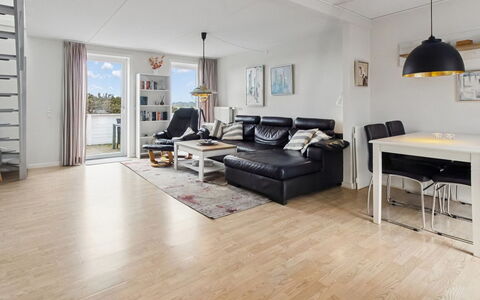 Aappo - 2.3Km from the Sea: Flooring, Fussboden, Interior Design, Möbel, Holzboden, Holz, Decke, Couch, Wohnzimmer, Zimmer