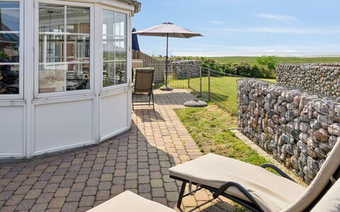 Langsom - 100M from the Sea: Möbel, Gartenmöbel, Stuhl, Tisch Im Freien, Schatten, Terrasse, Outdoor Struktur, Garten, Balkon, Kaffetisch