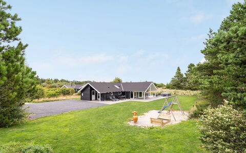 Krum - 4.5Km from the Sea: Haus, Dach, Zuhause, Hütte, Estate, Bauernhaus, Villa, Veranda, Abstellgleis
