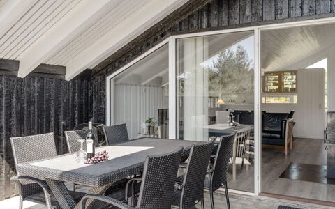 Thera - 2.8Km from the Sea: Holz, Decke, Flooring, Fussboden, Interior Design, Möbel, Zuhause, Stuhl, Küche & Esszimmer Tisch, Wohnzimmer