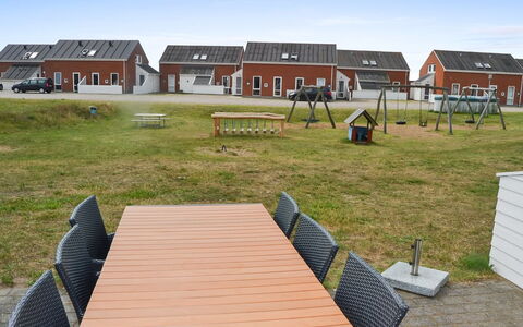 Silja - 2.3Km from the Sea: Dach, Grundstueck, Hütte, Zuhause, Ländliches Gebiet, Schuppen, Abstellgleis, Gartenbauten, Blockhaus, Hütte
