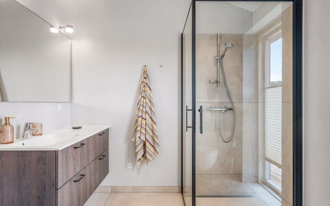 Alena - 1Km from the Sea: Flooring, Interior Design, Armatur, Fussboden, Badezimmer, Installation, Badezimmerschrank, Spiegel, Fliese, Decke