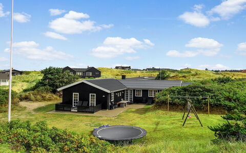 Dragan - 350M from the Sea: Dachdecken, Hütte, Haus, Dach, Zuhause, Bauernhaus, Hütte, Estate, Dorf