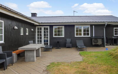 Dragan - 350M from the Sea