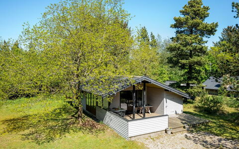 Borghild - 1.5Km from the Sea: Dach, Grundstueck, Hütte, Zuhause, Ländliches Gebiet, Schuppen, Abstellgleis, Gartenbauten, Blockhaus, Hütte