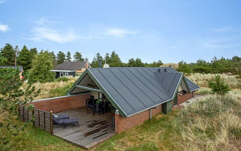 Görel - 1Km from the Sea: Gras, Haus, Dach, Zuhause, Hütte, Strauch, Grundstueck, Ländliches Gebiet, Bauernhaus, Ground