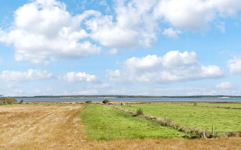 Aswaldi - 3.5Km from the Sea: Himmel, Wolke, Blau, Daytime, Grün, Natürlichen Umgebung, Horizont, Natürliche Landschaft, Wiese, Kumulus