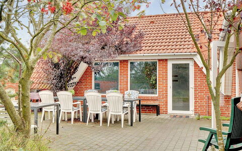 Partenij - 1Km from the Sea: Dachdecken, Hütte, Haus, Dach, Zuhause, Bauernhaus, Hütte, Estate, Dorf