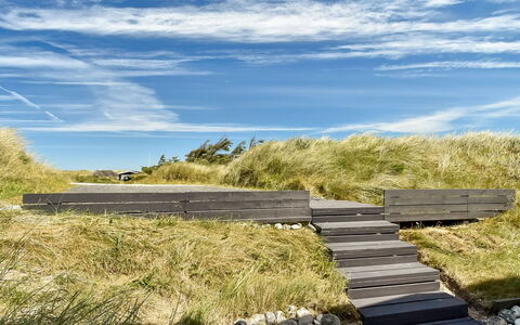 Gundine - from the Sea: Strauch, Urban Design, Ground, Backstein, Wohnung, Estate, Mauerwerk, Balkon, Landscaping