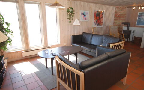Riborg - from the Sea: Möbel, Flooring, Interior Design, Fussboden, Couch, Holz, Wohnzimmer, Tabelle, Zimmer, Decke
