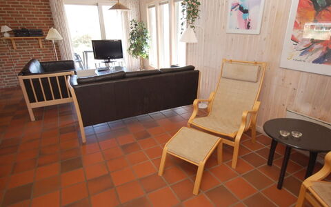 Riborg - from the Sea: Möbel, Flooring, Fussboden, Holz, Interior Design, Stuhl, Holzboden, Zimmer, Holzbeize, Wohnzimmer