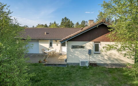 Mirva - 800M to the Fjord: Gebäude, Gras, Haus, Dach, Wohngebiet, Zuhause, Die Architektur, Hütte, Grundstueck, Ländliches Gebiet