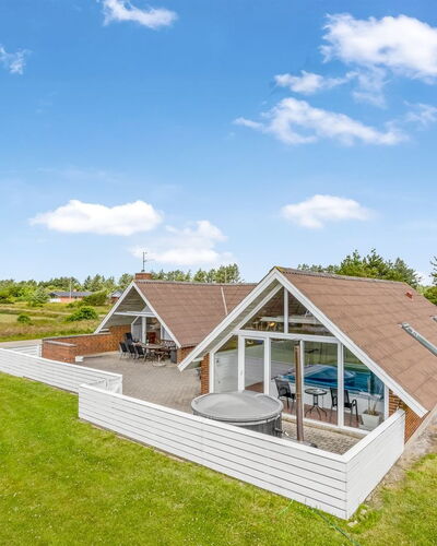 Tuomi - 900M from the Sea