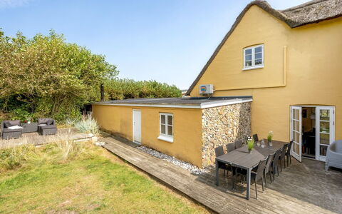 Urte - from the Sea: Haus, Dach, Zuhause, Hütte, Schuppen, Gartenbauten, Abstellgleis, Garten, Blockhaus, Hütte