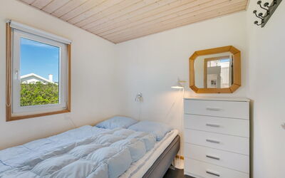 Ingborg - 150M from the Sea