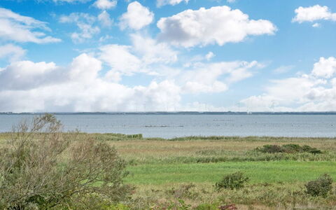 Matthias - 400M to the Fjord: Himmel, Blau, Wolke, Daytime, Horizont, Wasser, Wasservorräte, Ökoregion, Kumulus, Vegetation
