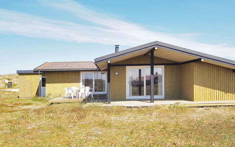 Alka - from the Sea: Gras, Haus, Dach, Zuhause, Hütte, Strauch, Grundstueck, Ländliches Gebiet, Bauernhaus, Ground