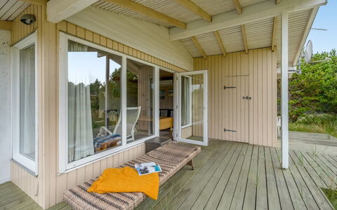 Steffen - 450M to the Fjord: Holz, Veranda, Zuhause, Hartholz, Planke, Holzbeize, Holzboden, Hütte, Deck, Schatten