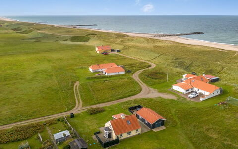 Dietlinde - 100M from the Sea: Haus, Dach, Zuhause, Hütte, Schuppen, Gartenbauten, Abstellgleis, Garten, Blockhaus, Hütte