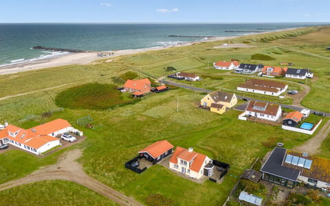Dietlinde - 100M from the Sea: Haus, Dach, Zuhause, Hütte, Schuppen, Gartenbauten, Abstellgleis, Garten, Blockhaus, Hütte