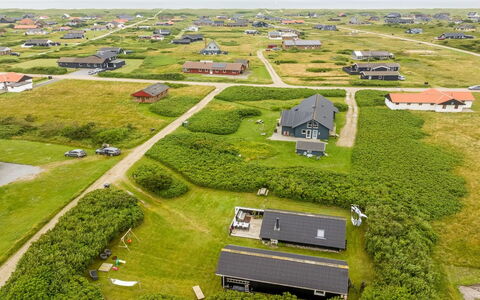 Kamile - 400M from the Sea: Holz, Hütte, Hartholz, Planke, Holzbeize, Gartenbauten, Design, Garten, Blockhaus, Hinterhof