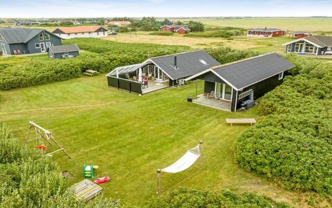Kamile - 400M from the Sea: Holz, Hütte, Hartholz, Planke, Holzbeize, Gartenbauten, Design, Garten, Blockhaus, Hinterhof